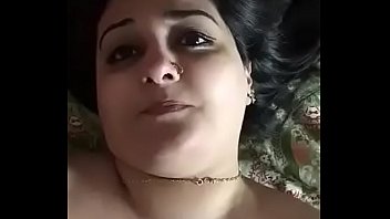 fucking my desi aunty when is not at home