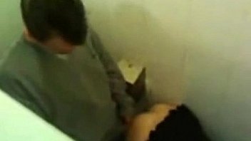 Banging slut in h. restroom on SpyAmateur.com