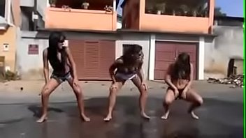 Dançando na Rua