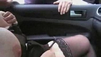 Hot mature bitch having fun with voyeur in car