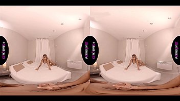 PORNBCN VR Samsung gear y PS4 // La pornstar Gina Snake te masturba con sus pies y hace un blowjob mas real que nunca // Cumshot virtual reality realidad virtual spanish porn milfs moms matures smoking